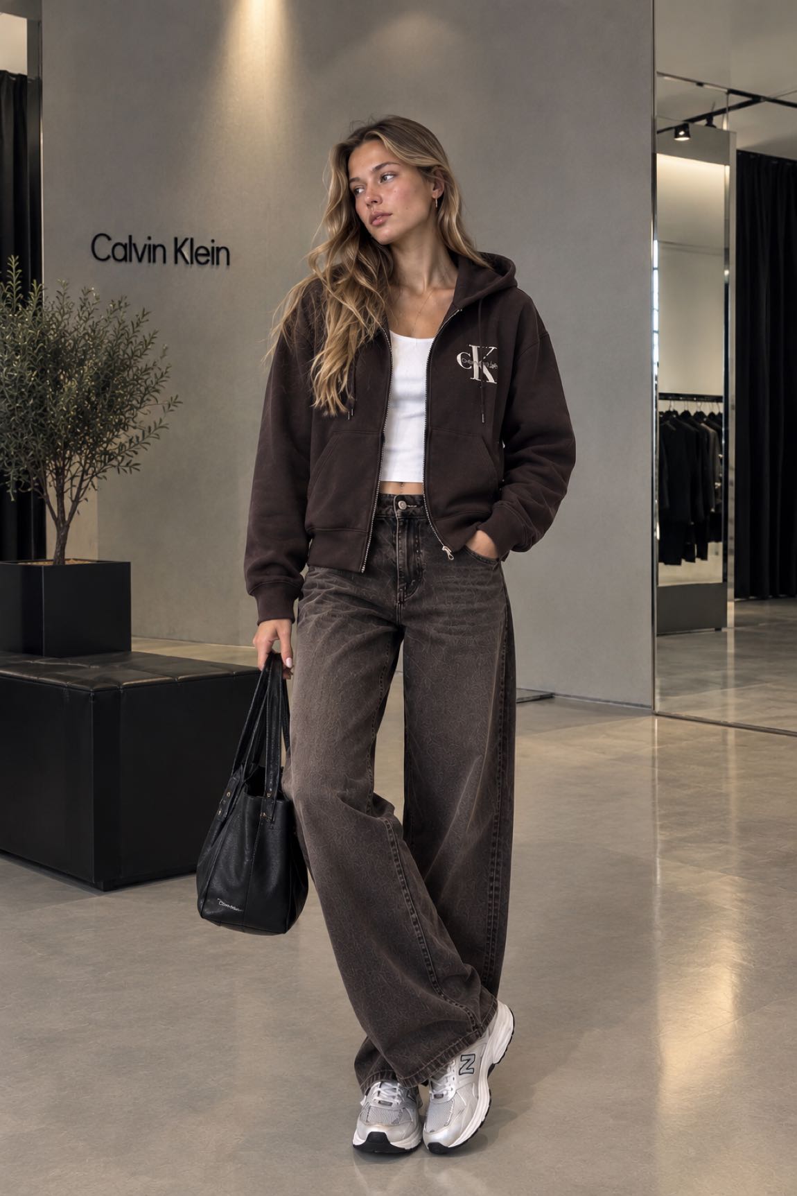 Calvin Klein Fermuarlı Sweatshirt — görsel 2/3