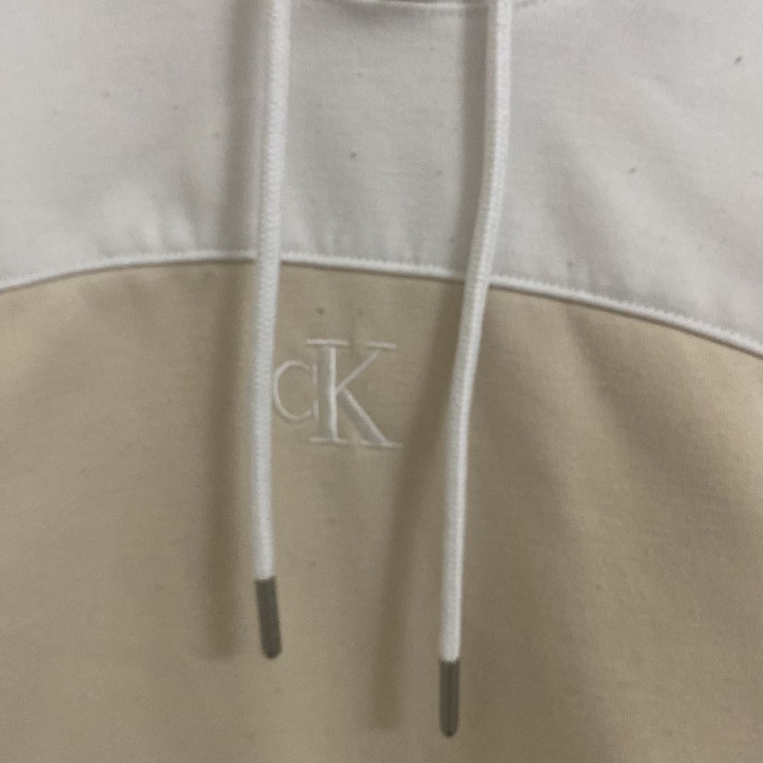 Calvin Klein Sweatshirt — görsel 2/4