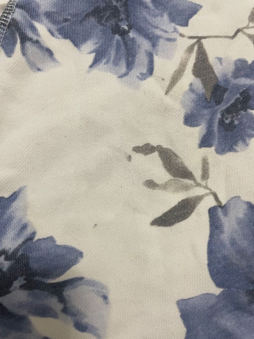 Gant Çiçek Desenli Sweatshirt — görsel 2/4