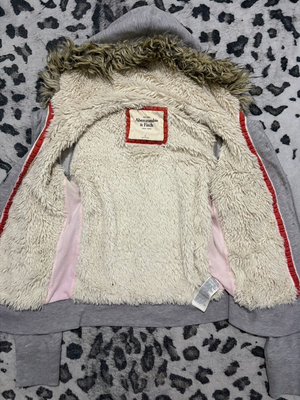 Abercrombie y2k fur kúrklu sweatshirt — görsel 2/8