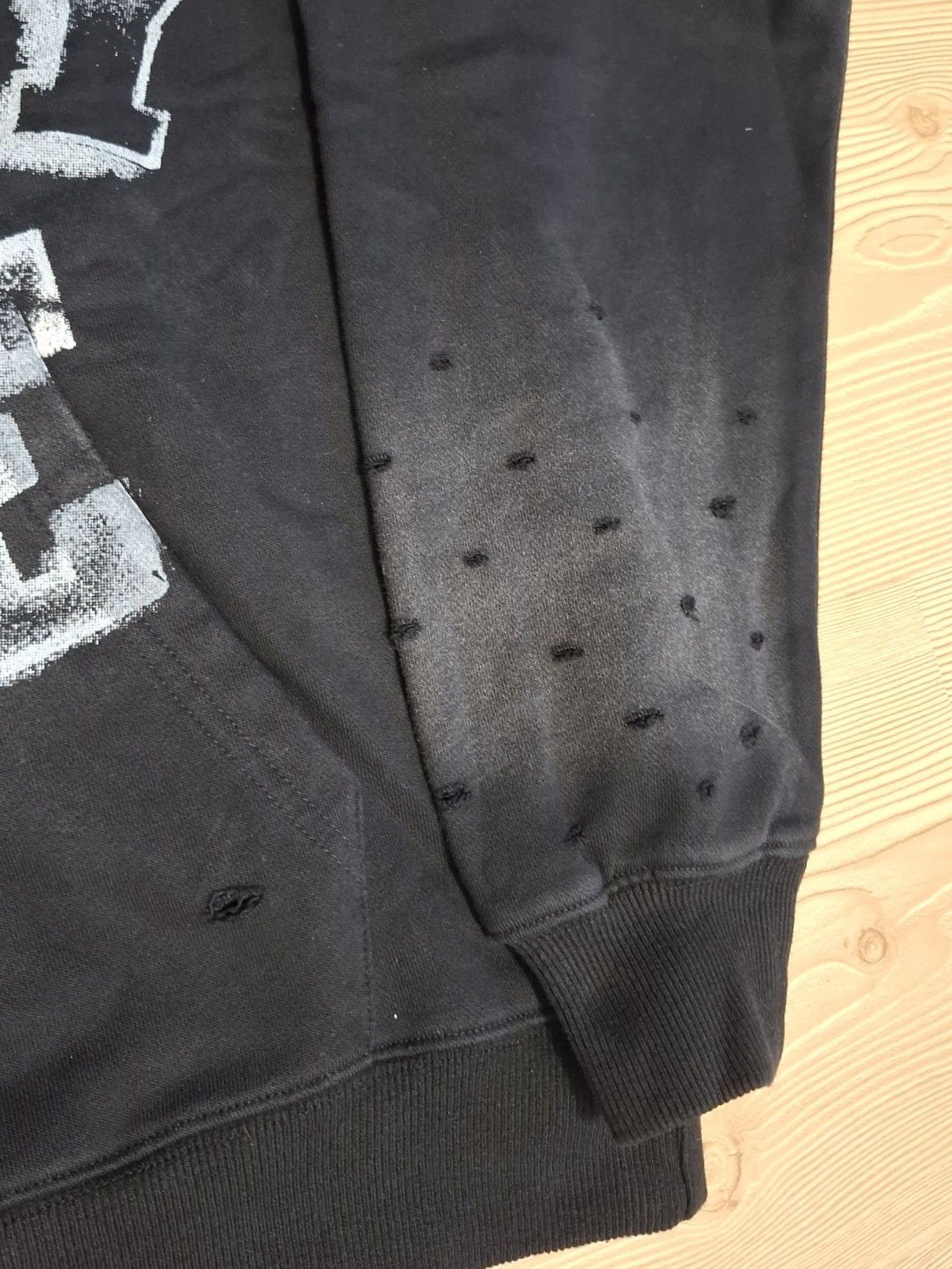 Valley Dreams Siyah Kapüşonlu Sweatshirt — görsel 5/11