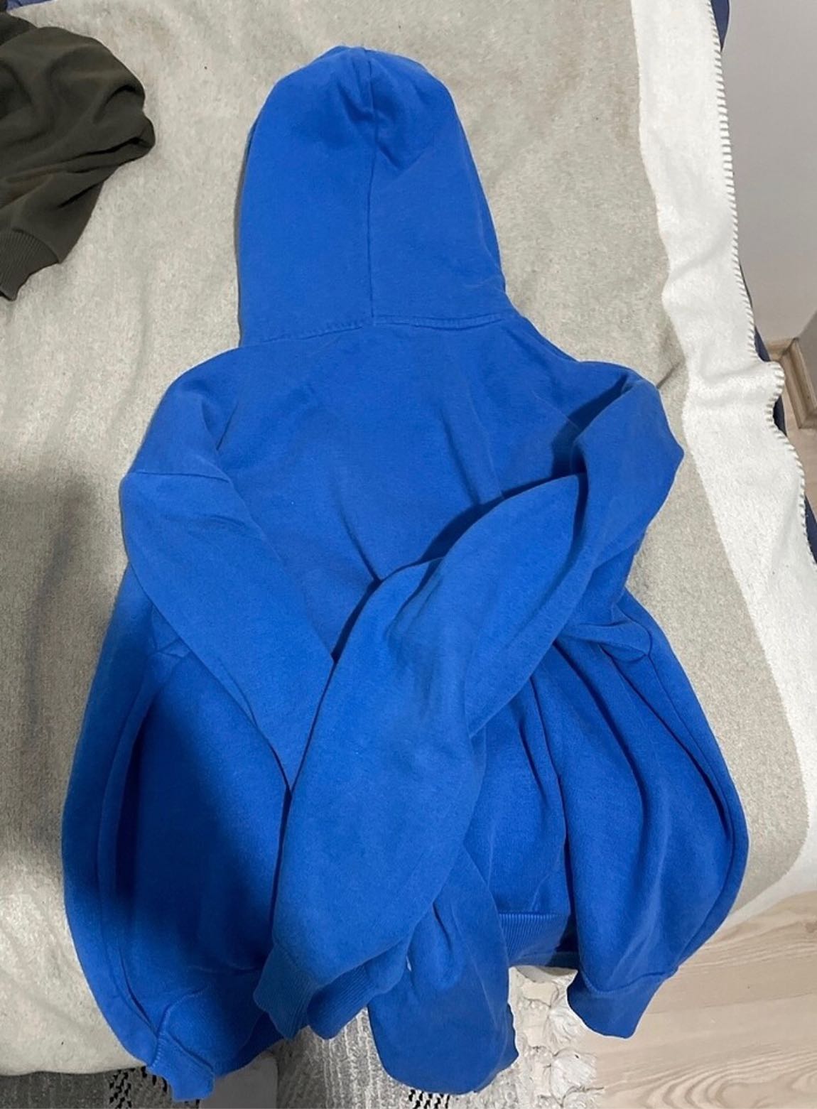 Mavi Kapüşonlu Sweatshirt — görsel 3/3