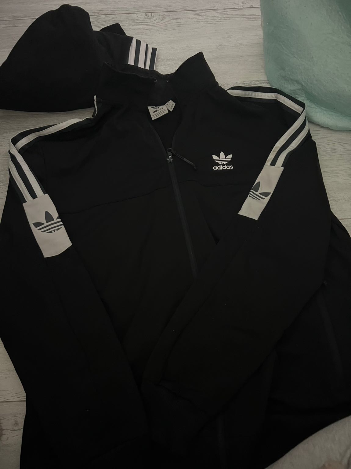 Adidas Siyah Eşofman Takımı — görsel 2/7