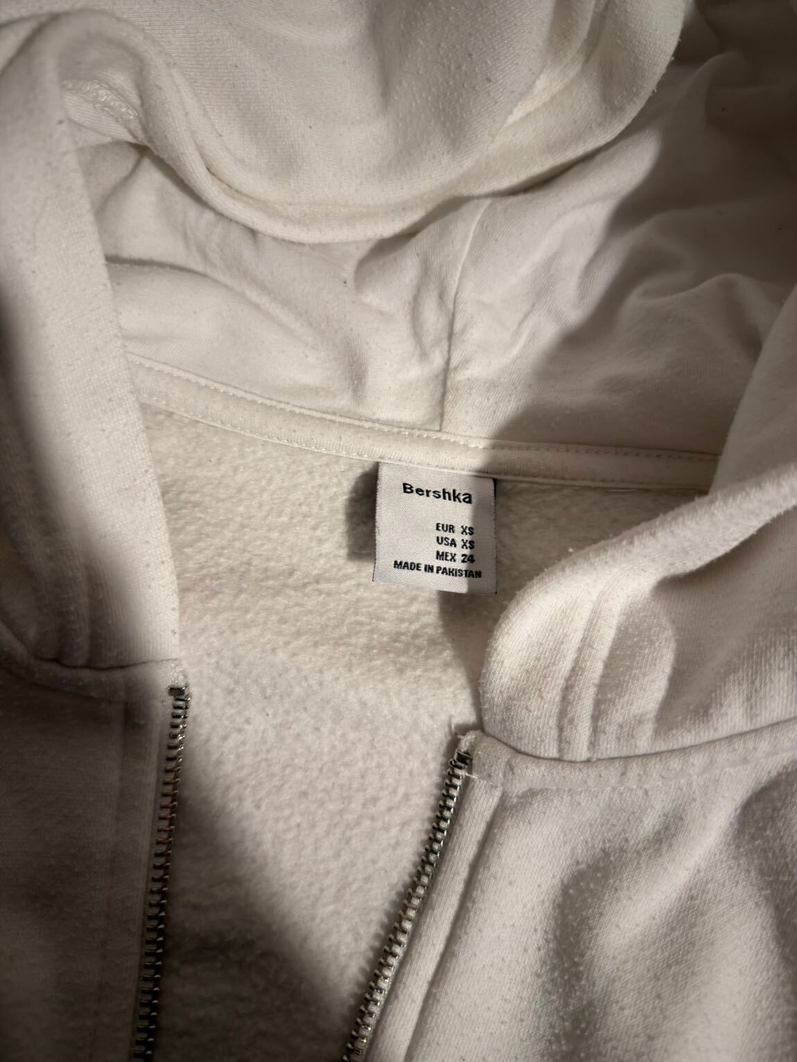Bershka Beyaz Fermuarlı Sweatshirt — görsel 3/4
