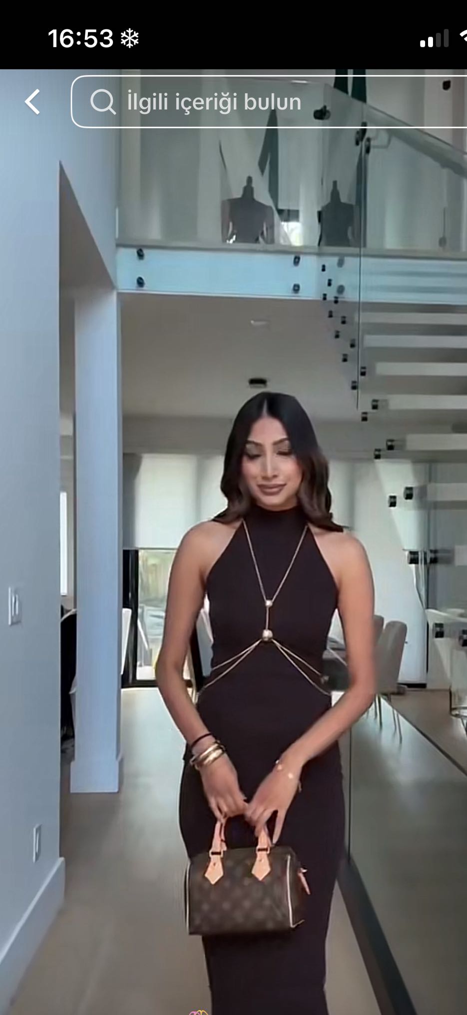 Zara Zincir Detaylı Elbise — görsel 4/7
