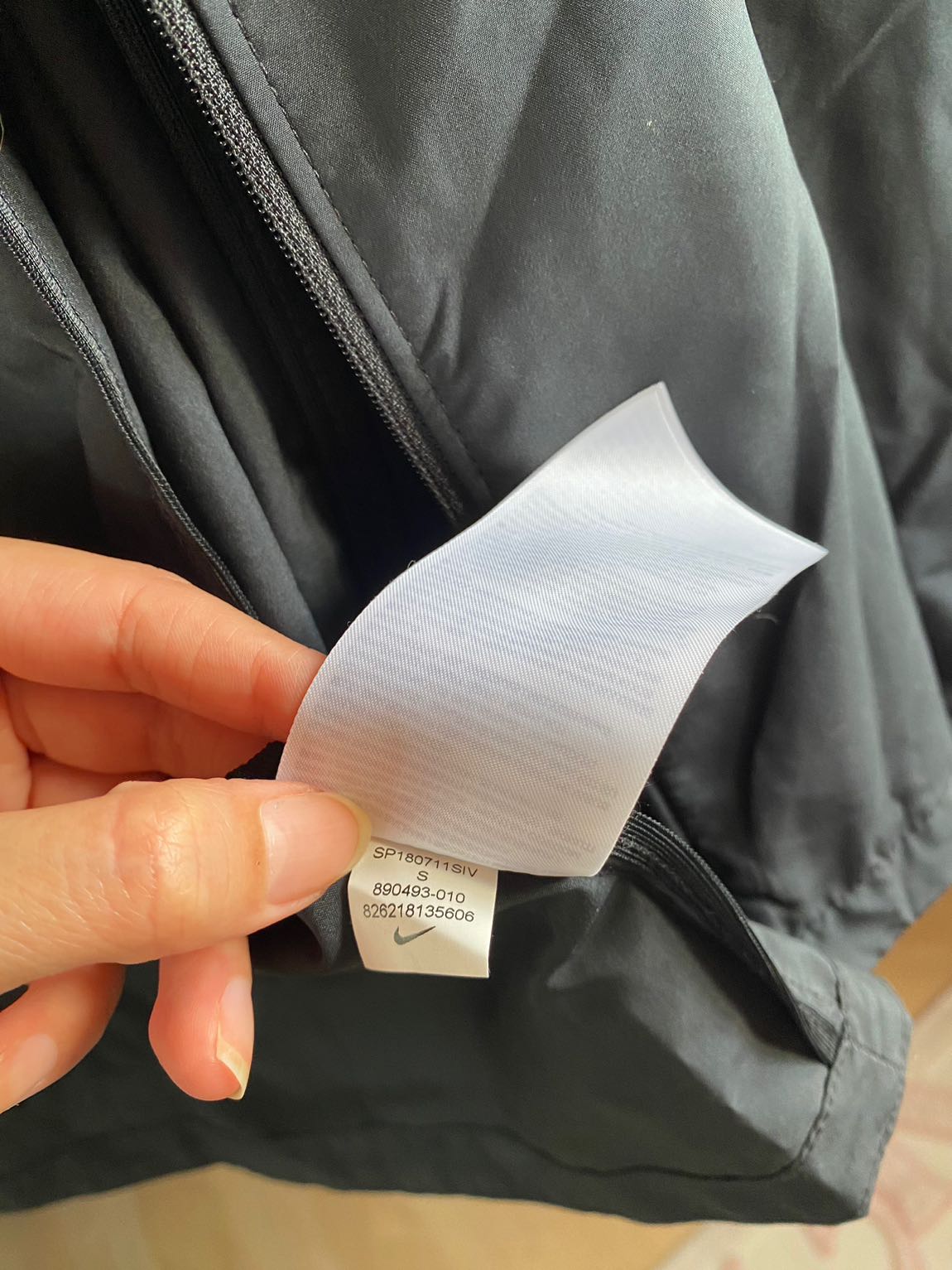 Nike Kapüşonlu Yağmurluk — görsel 8/11