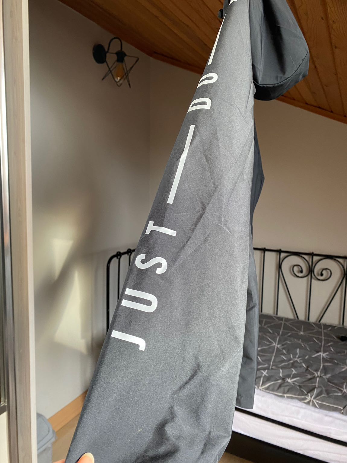 Nike Kapüşonlu Yağmurluk — görsel 6/11