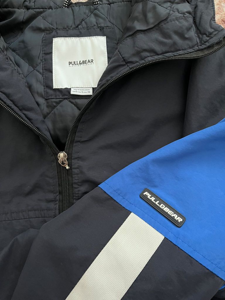 Pull&Bear Rüzgarlık Mont — görsel 4/5