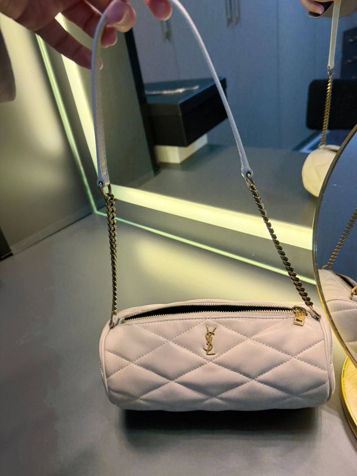 Yves Saint Laurent Askılı Çanta — görsel 3/9