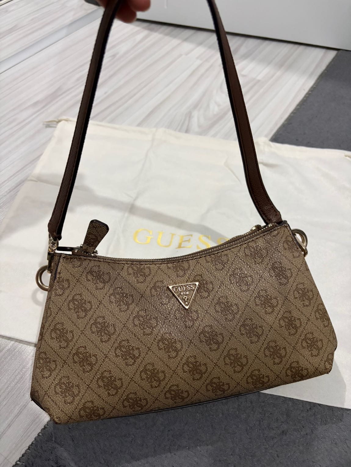 Guess orijinal çanta — görsel 3/11