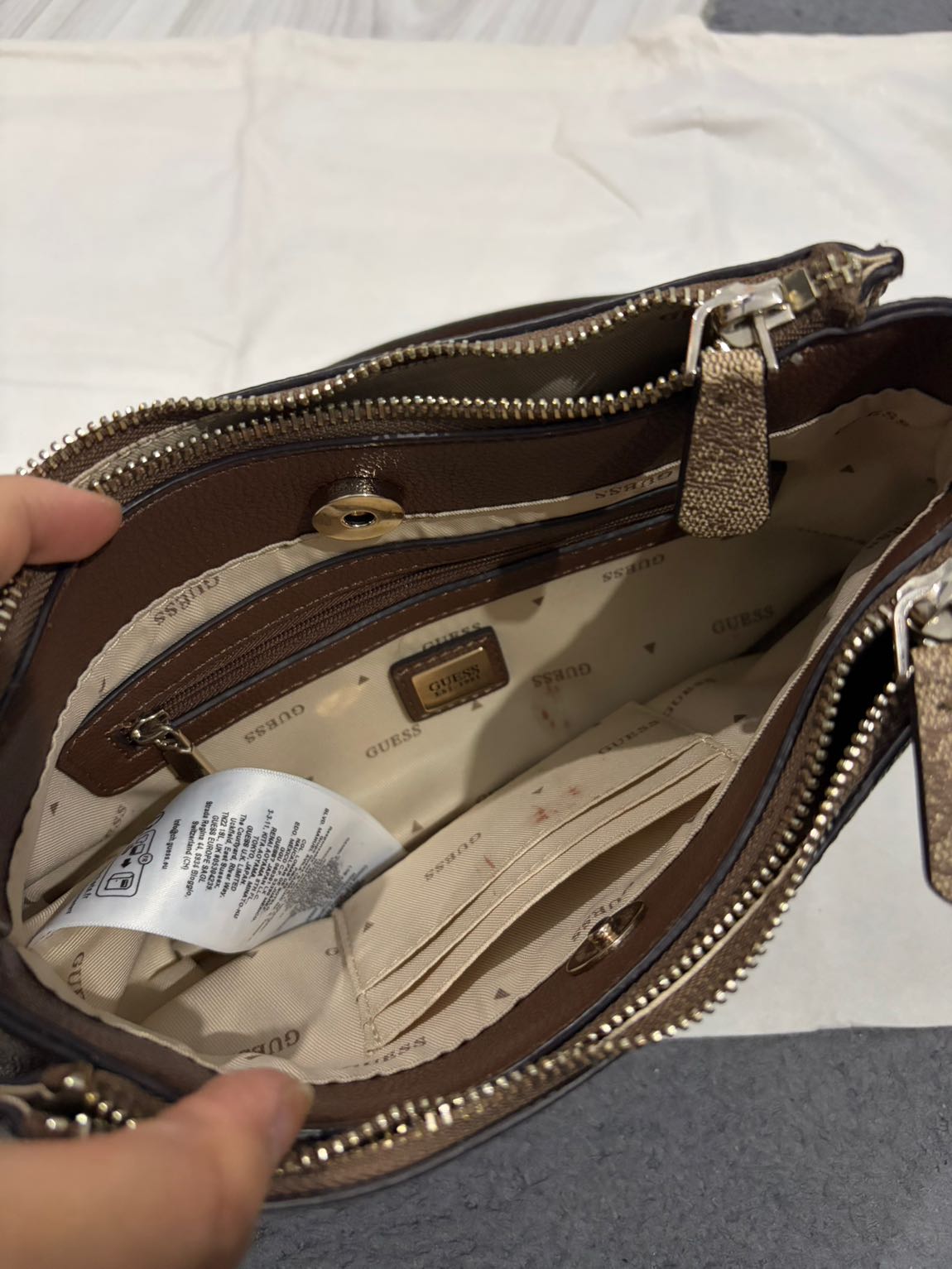 Guess orijinal çanta — görsel 10/11