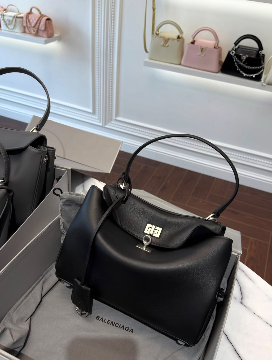 Balenciaga Rodeo Medium Small Bag — görsel 2/20