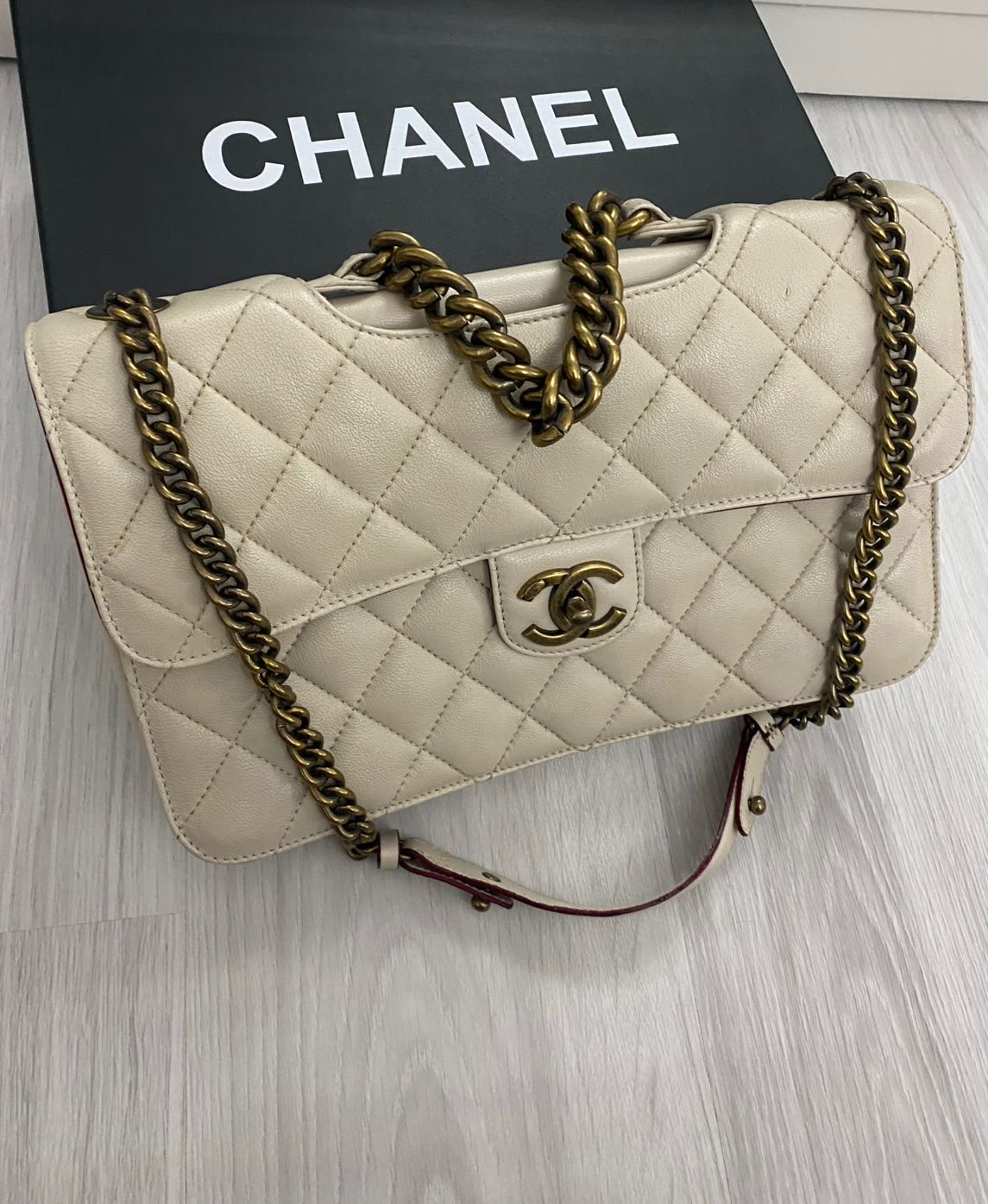 Chanel Krem büyük Omuz Çantası — görsel 2/11