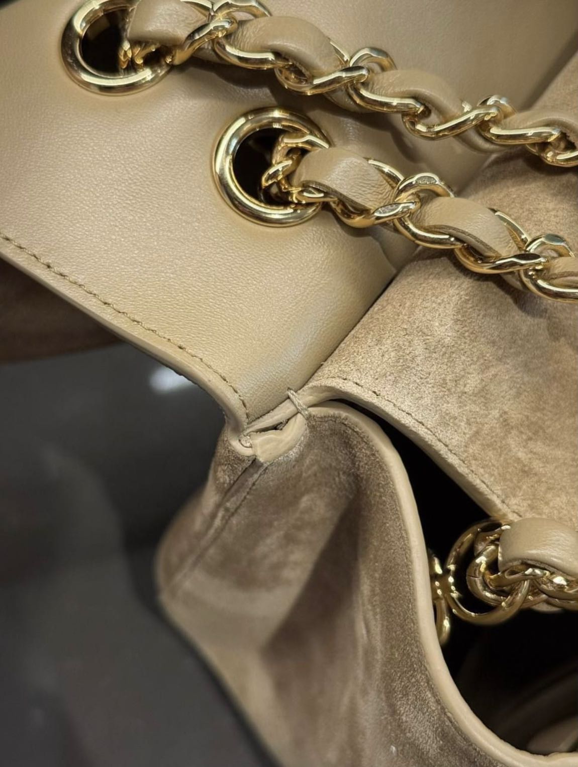Chanel Maxi Flap Suede Bag — görsel 3/7