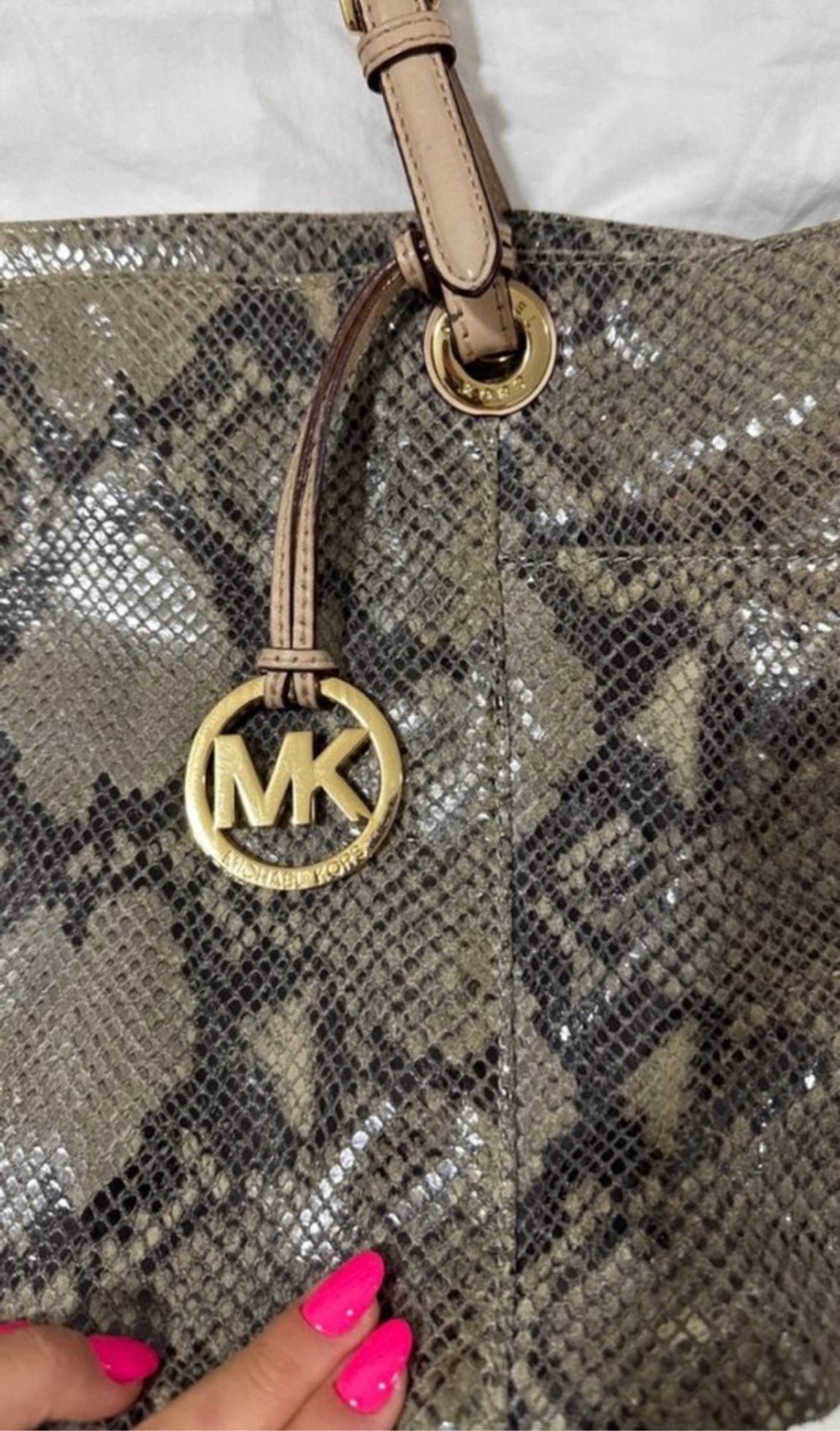 Michael Kors Exotic Desenli Omuz Çantası — görsel 3/4