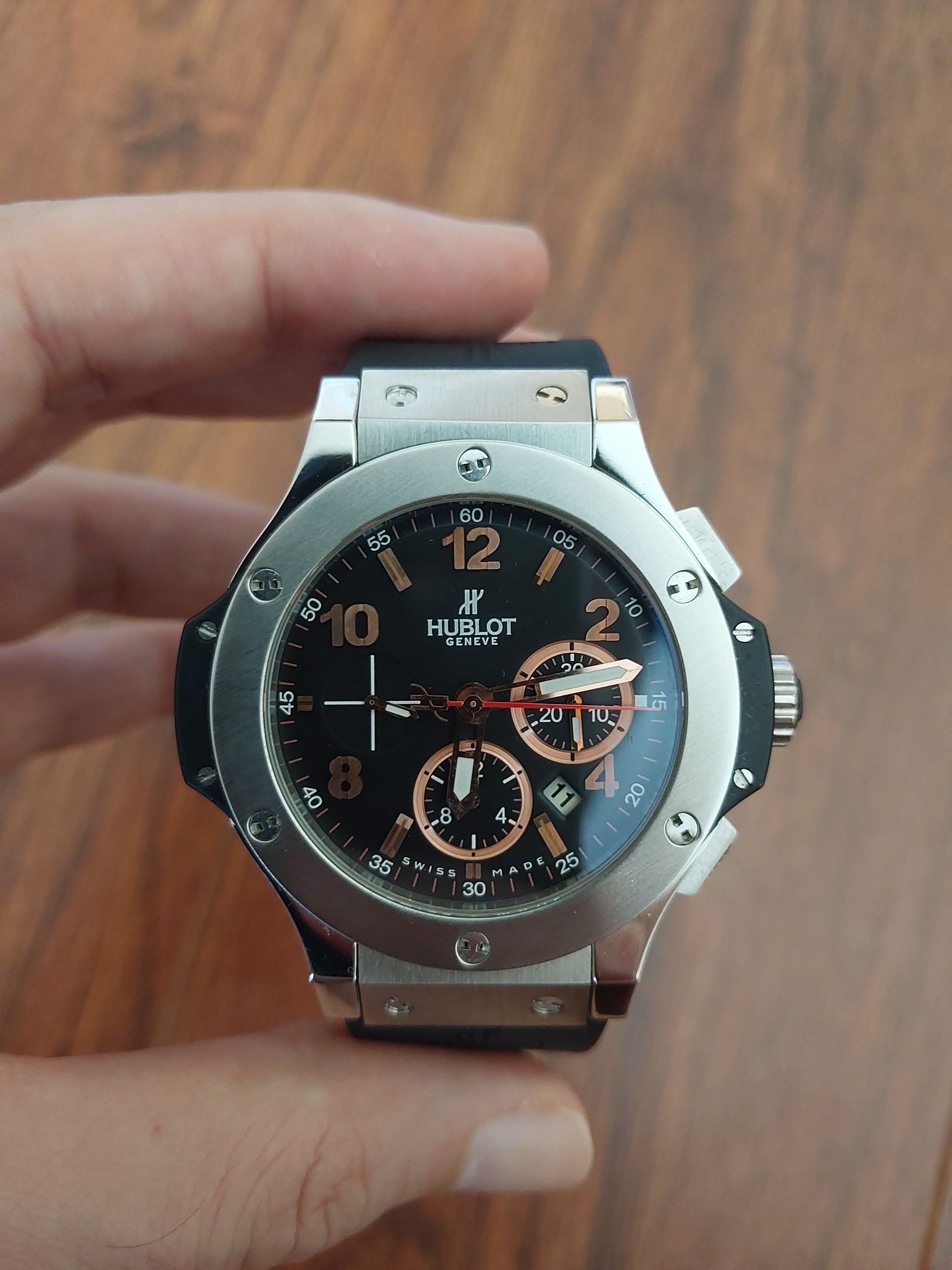 Hublot — görsel 2/3