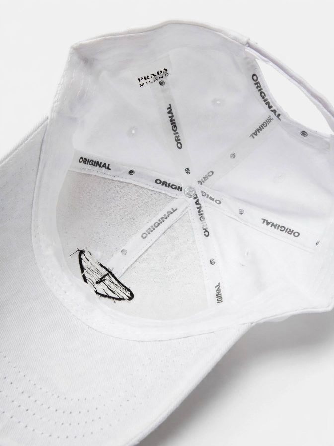 Prada Model Triangular Logo Spor Şapka — görsel 12/12