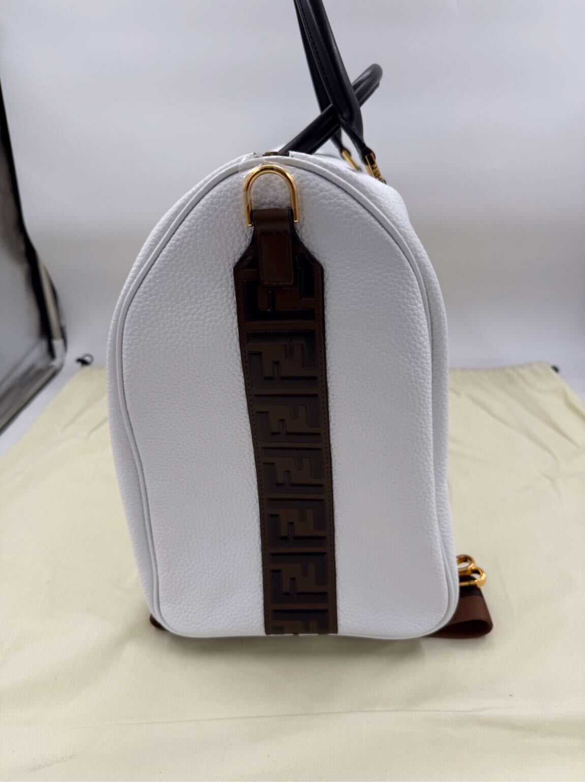 Fendi valiz — görsel 3/8
