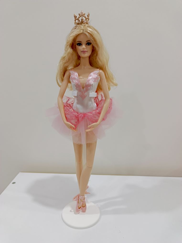 Barbie balerine Ballet Wishes 2016 — görsel 2/8
