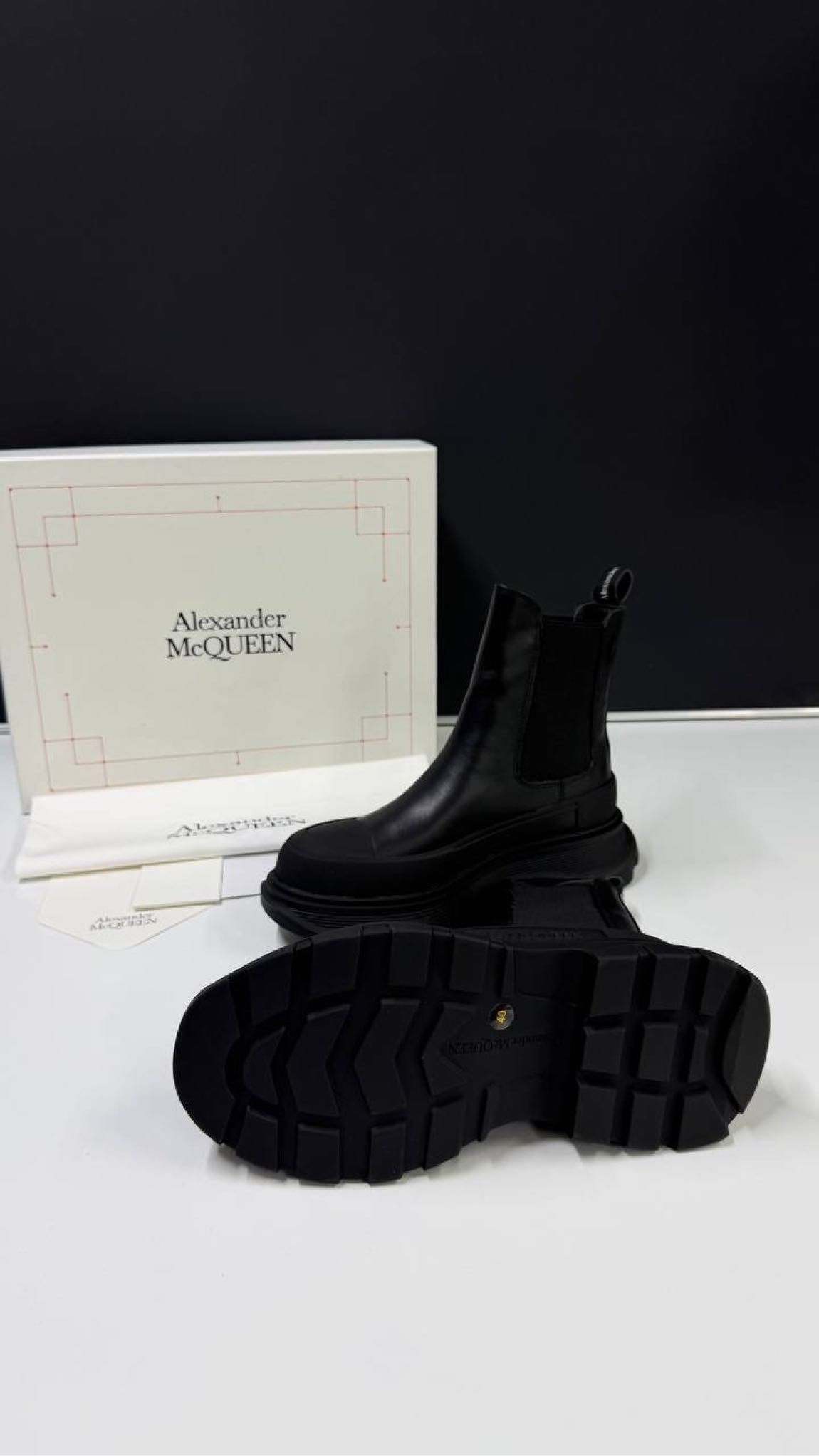 Alexander McQueen Siyah Bot — görsel 2/5