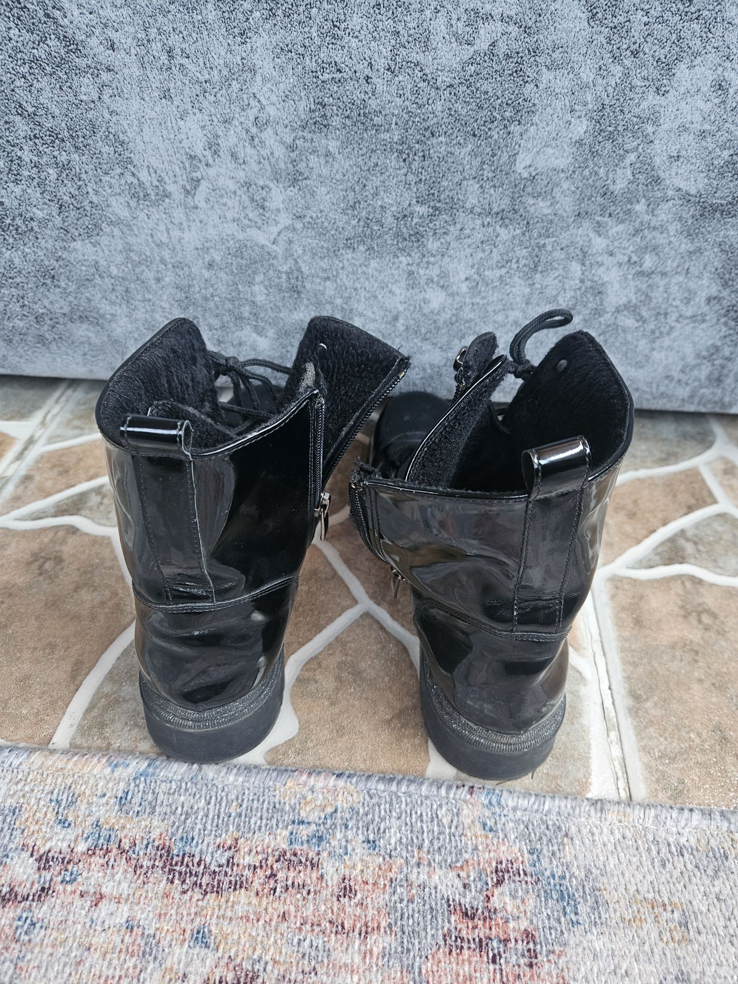 Kadın Postal Bot — görsel 5/7