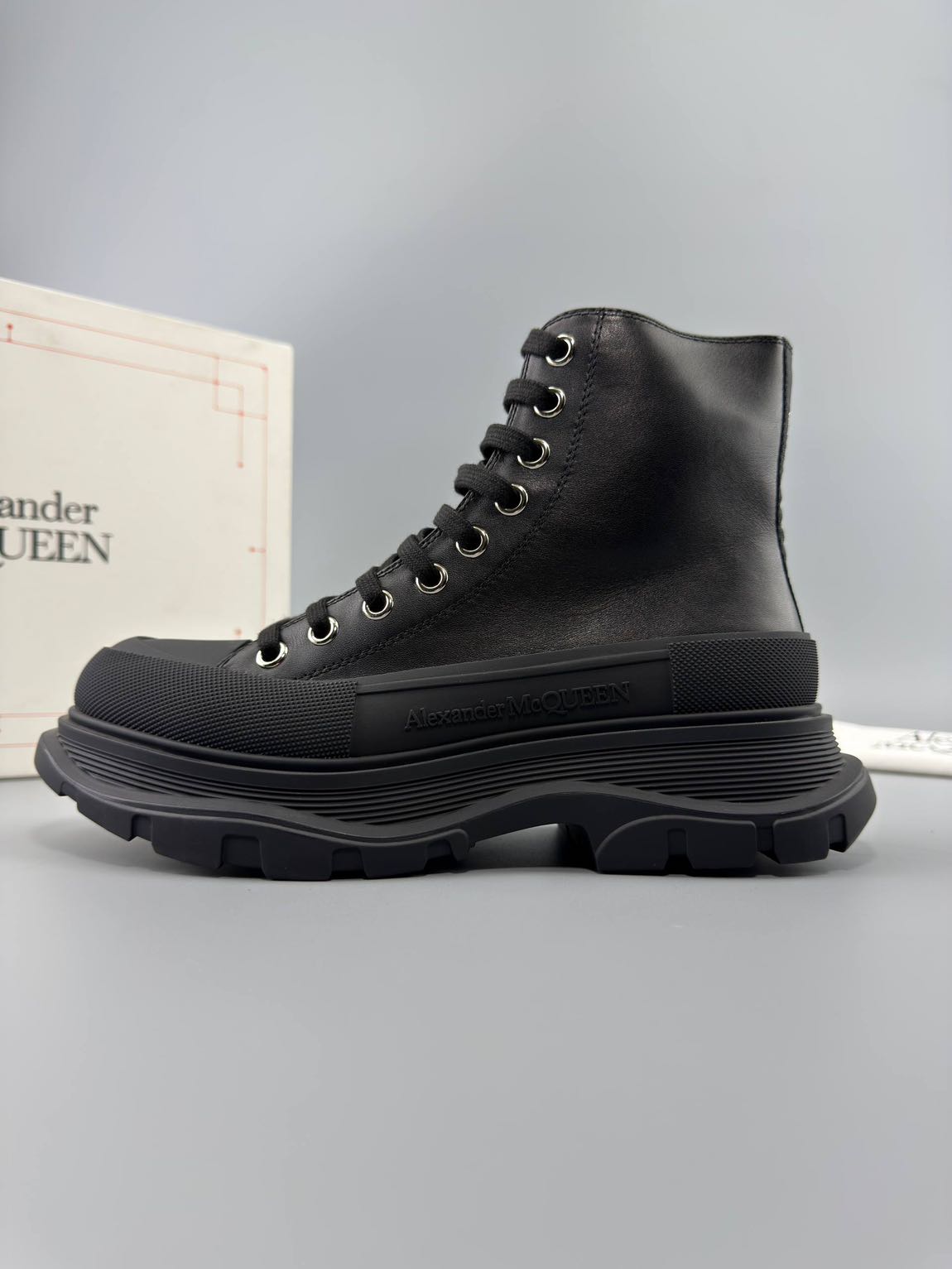 Alexander McQuuen bot men 40-45 arası — görsel 3/6
