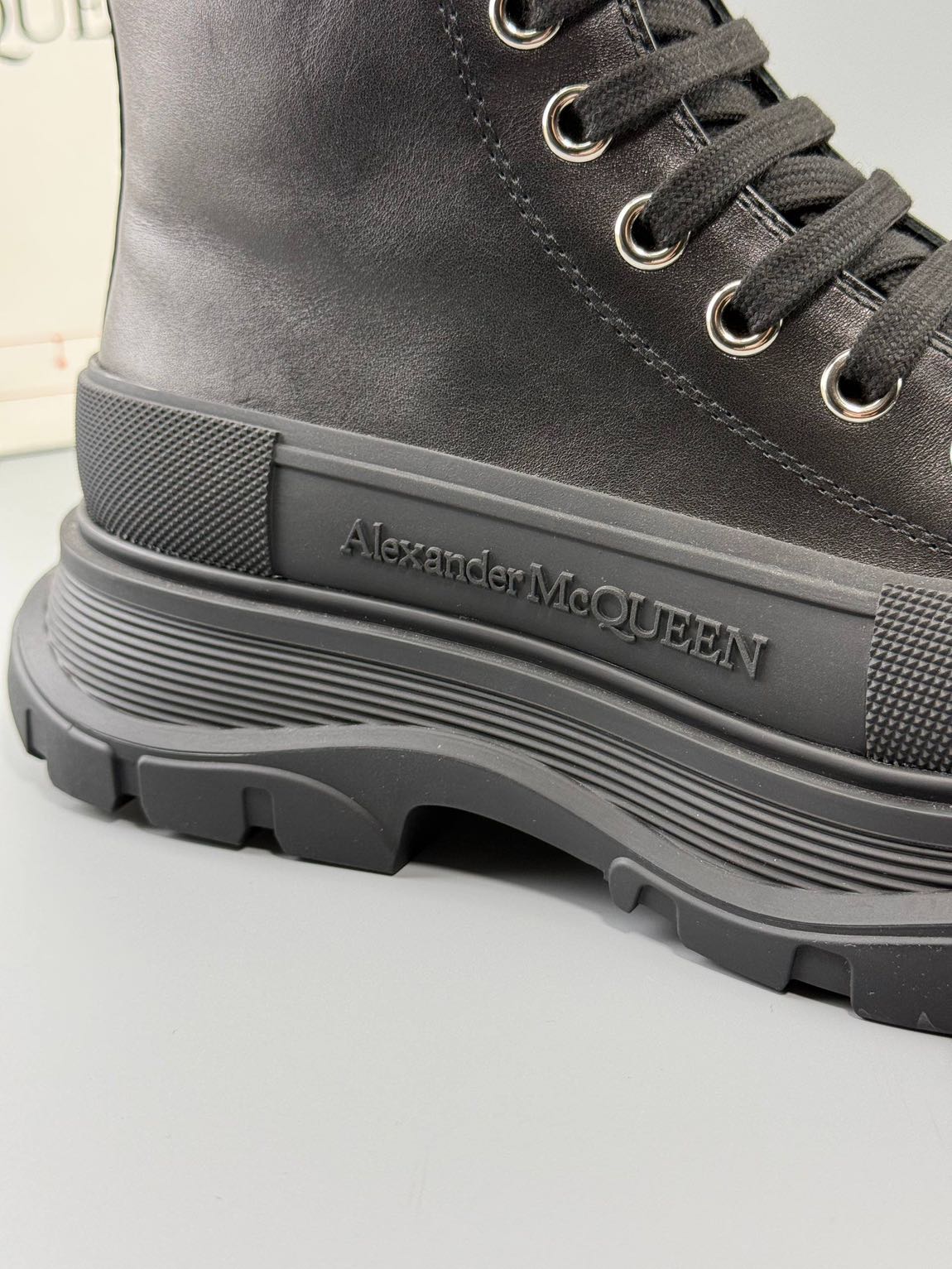 Alexander McQuuen bot men 40-45 arası — görsel 5/6