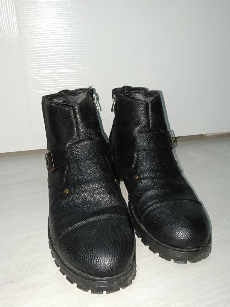 Siyah Deri peluşlu Bot — görsel 3/8