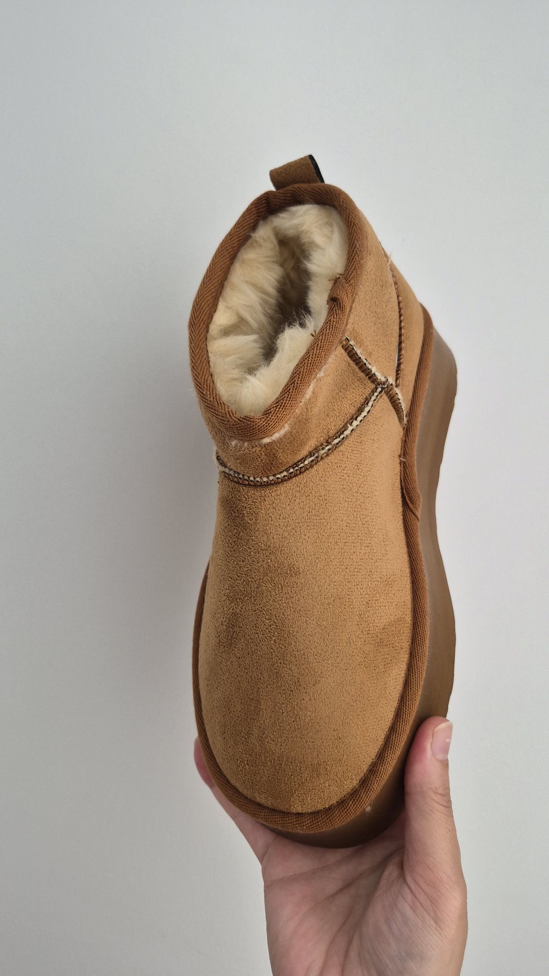 UGG Bot — görsel 9/11