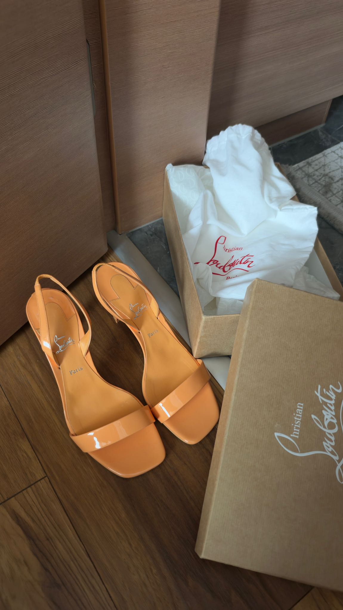 Christian Louboutin topuklu — görsel 4/6