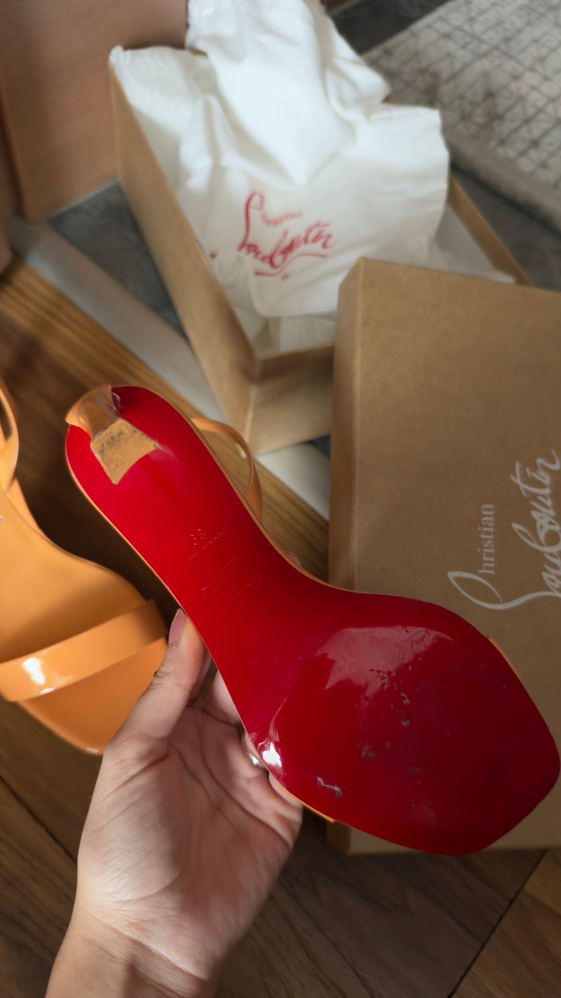 Christian Louboutin topuklu — görsel 2/6