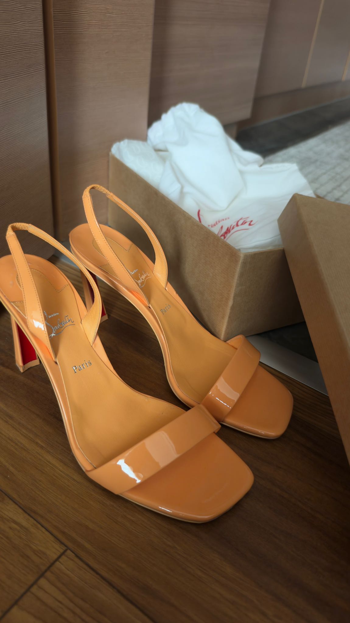 Christian Louboutin topuklu — görsel 3/6