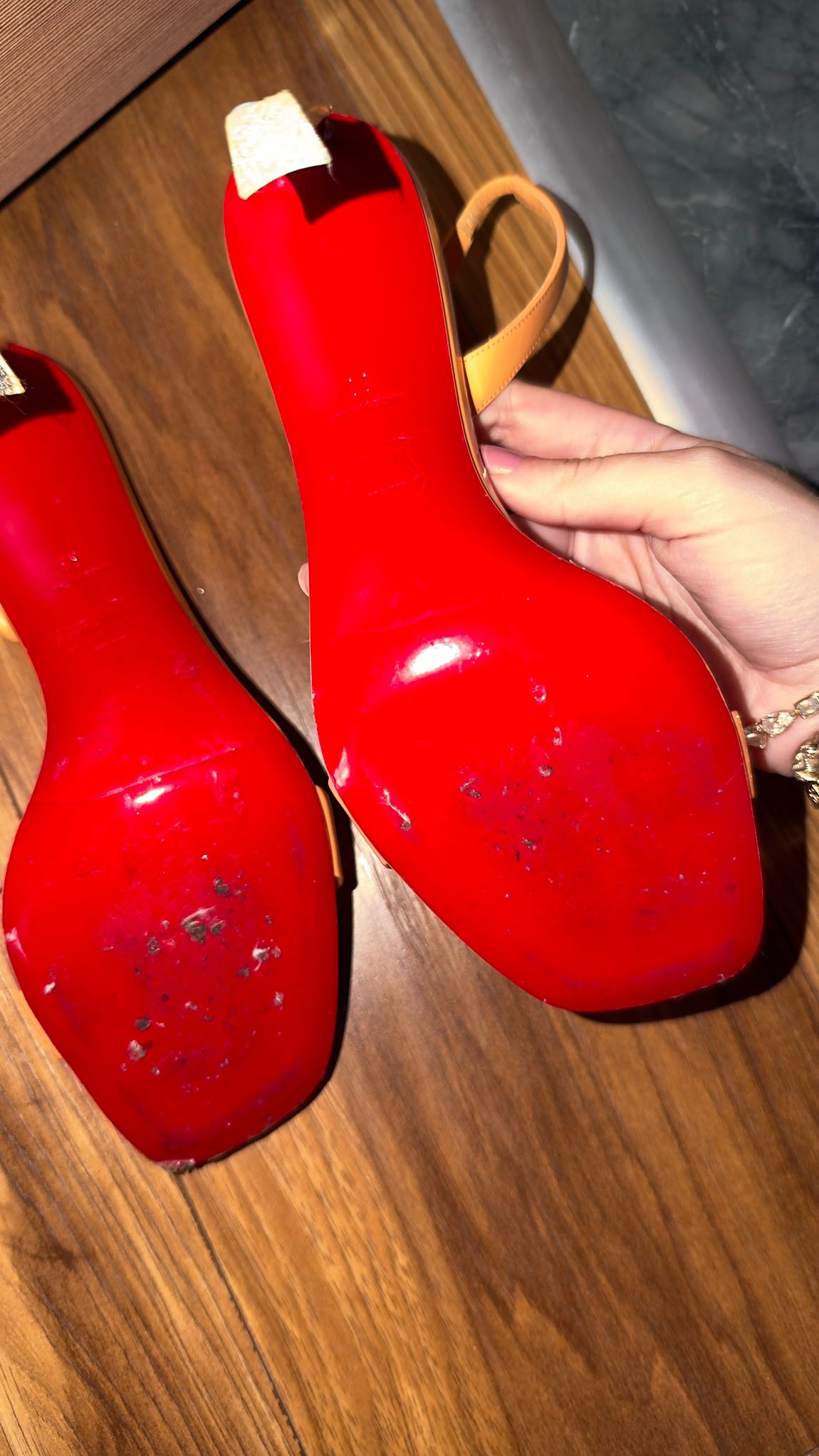 Christian Louboutin topuklu — görsel 5/6