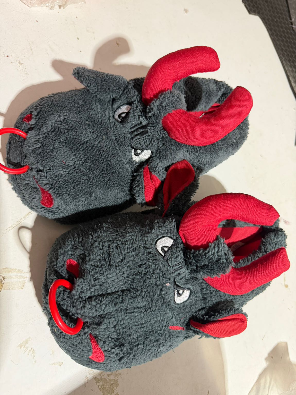 Peluş panduf — görsel 3/3