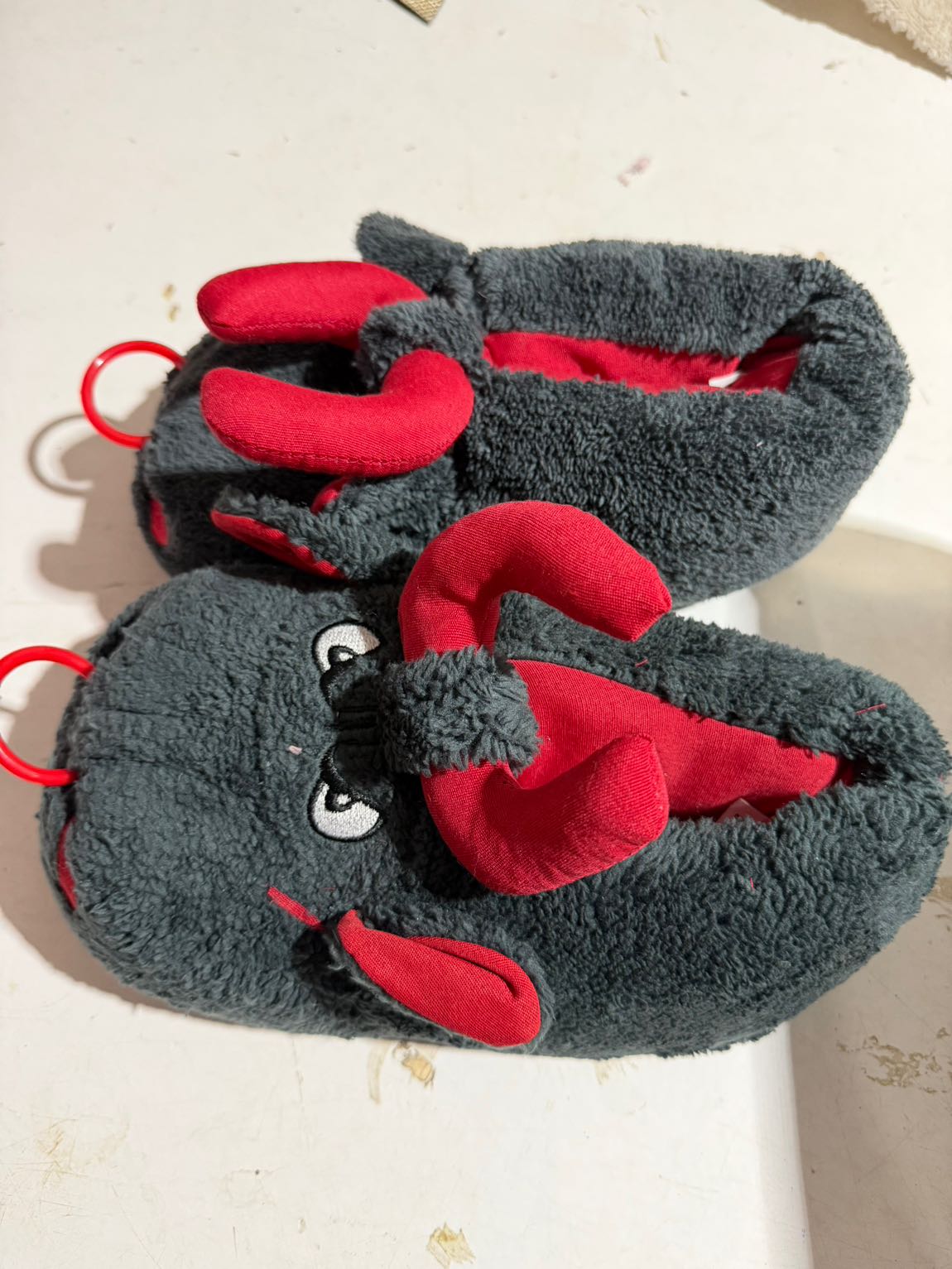 Peluş panduf — görsel 2/3