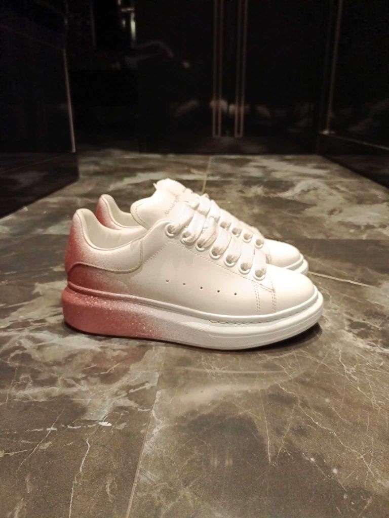 Alexander McQueen Pembe Beyaz Simli — görsel 4/13