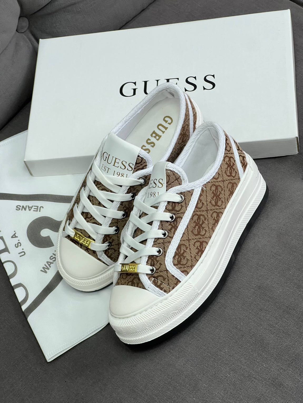 Guess Kadın Sneaker — görsel 2/5
