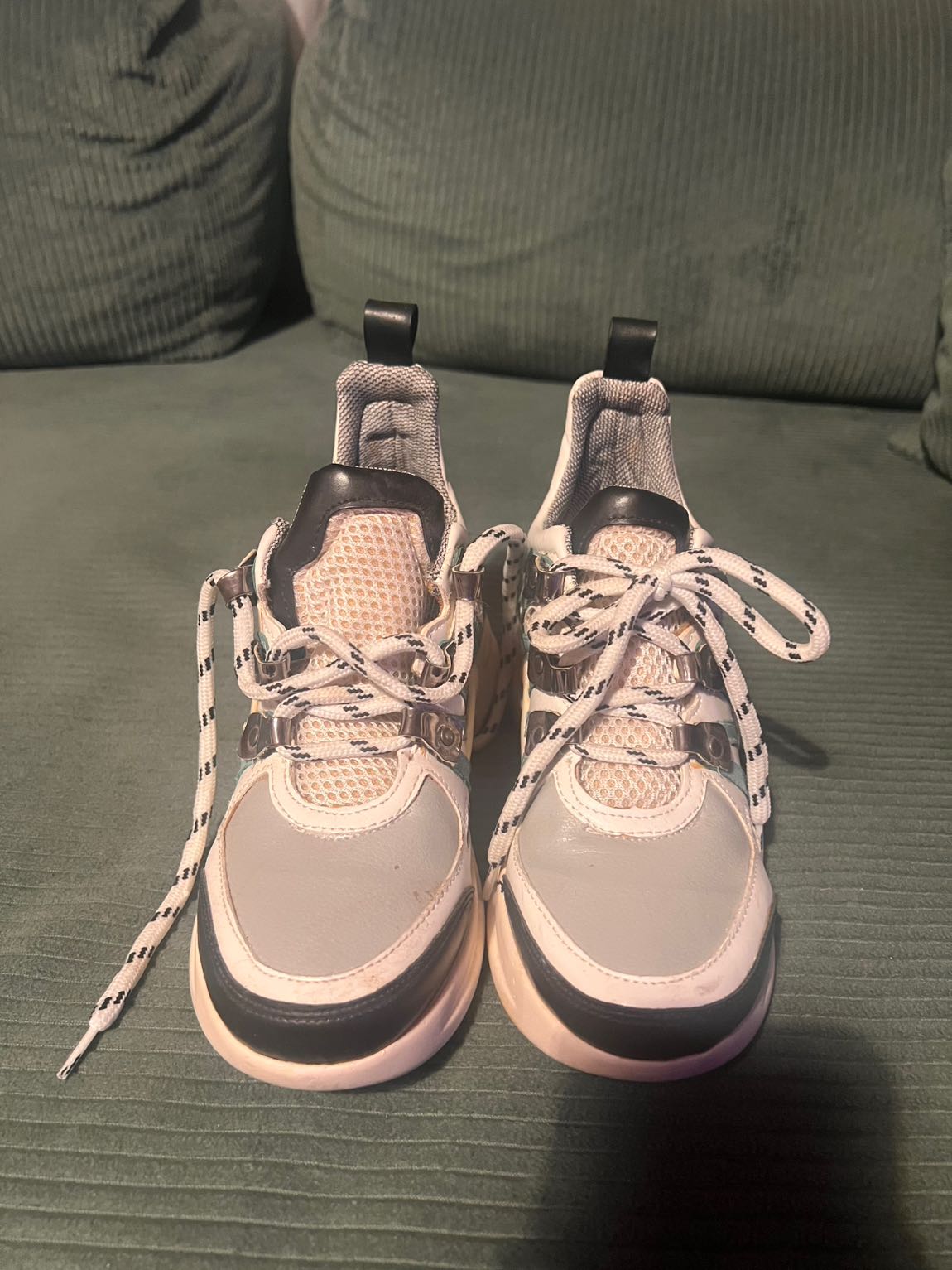 Louis Vuitton Sneaker — görsel 2/4