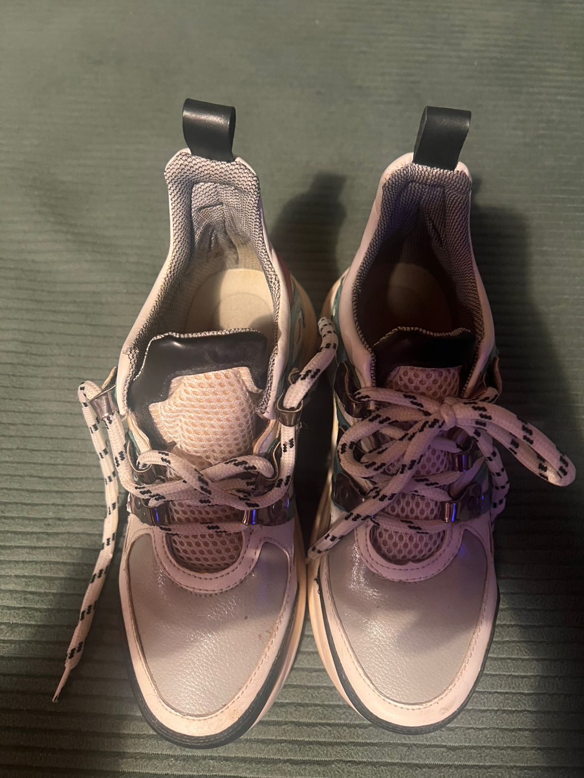 Louis Vuitton Sneaker — görsel 3/4