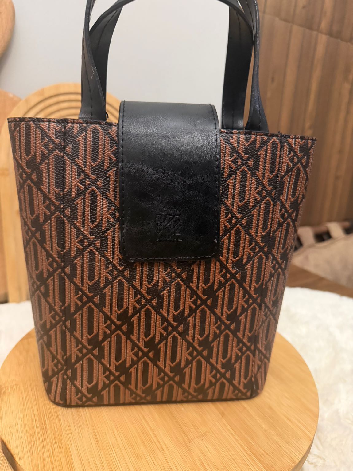 Fendi Spor Ayakkabı ve ipekyol Çanta — görsel 2/2