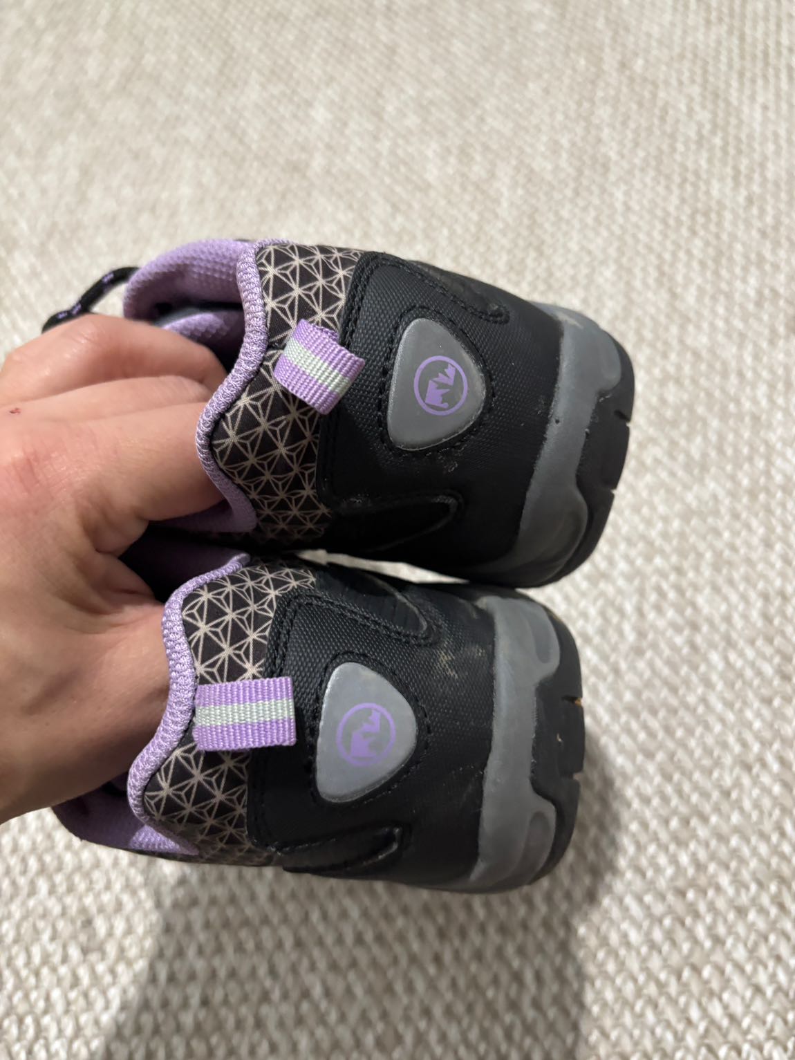 Su geçirmez spor ayakkabı — görsel 4/5