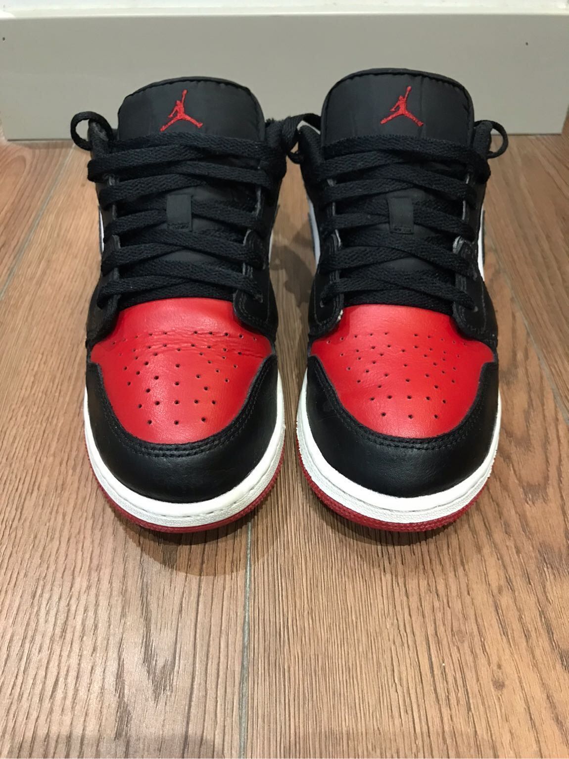 Nike Air Jordan 1 Low Bred Toe — görsel 3/4