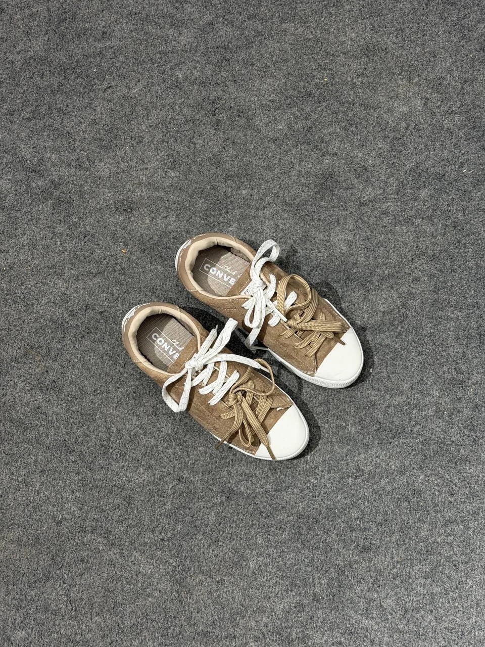 Converse Chuck Taylor Lo Brown Sneaker — görsel 3/4