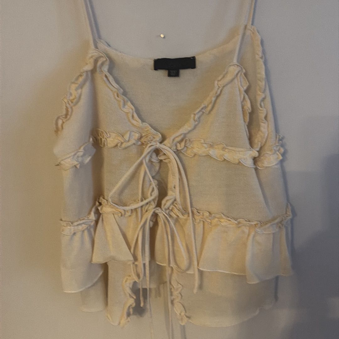 Krem Fırfırlı Büstiyer — görsel 2/8