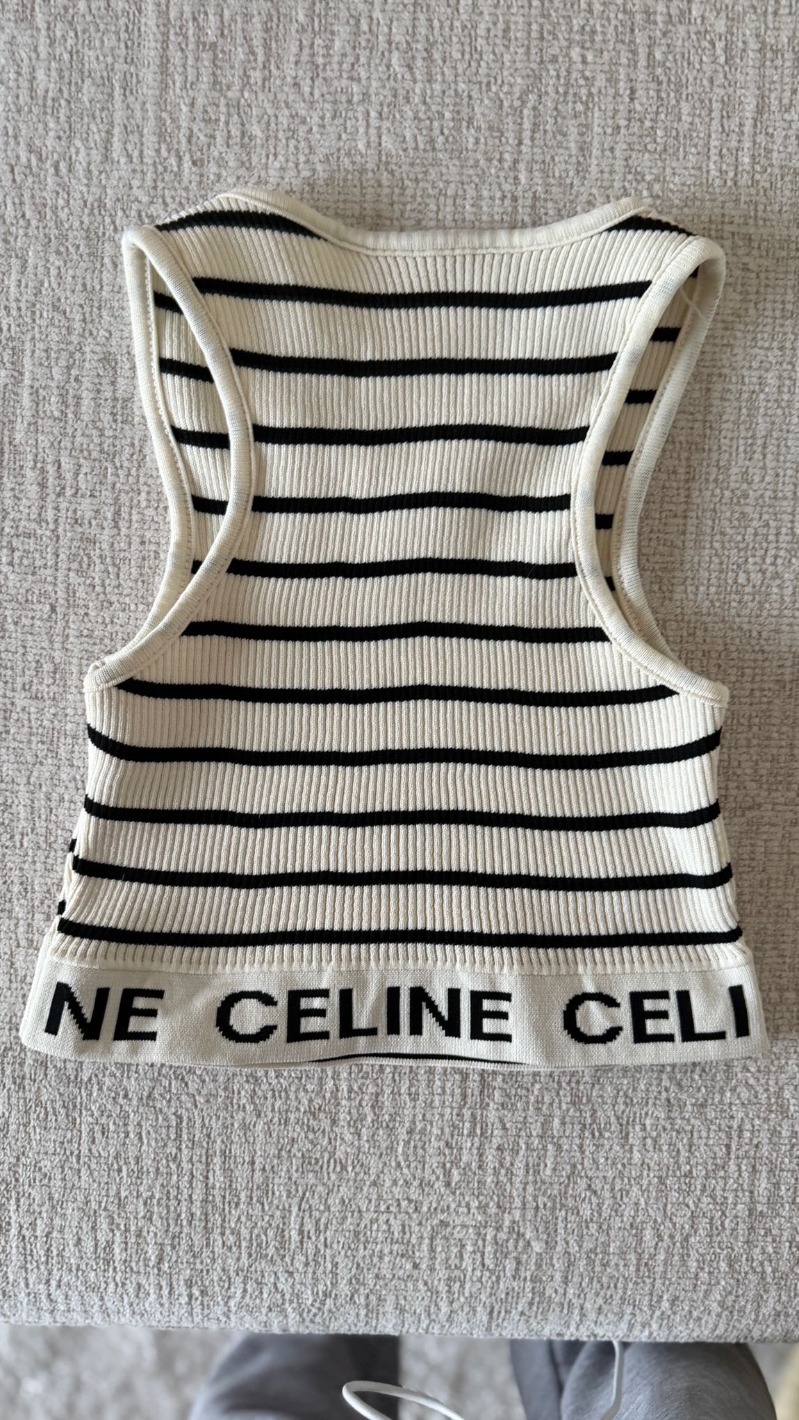 Çizgili Atlet — görsel 2/2