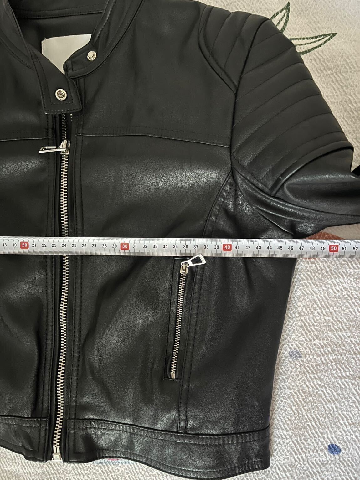 Bershka Siyah Deri Ceket — görsel 8/13