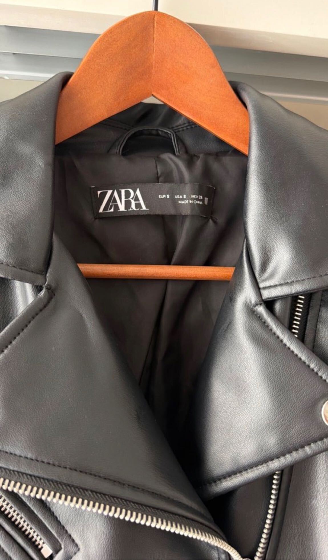 Zara Siyah Deri Biker Ceket — görsel 3/10