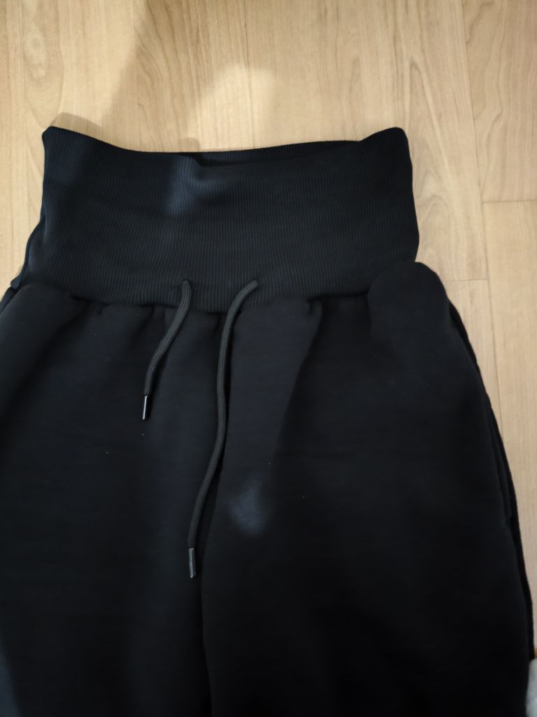 Bershka kıvrık beli Siyah pantolon — görsel 5/5