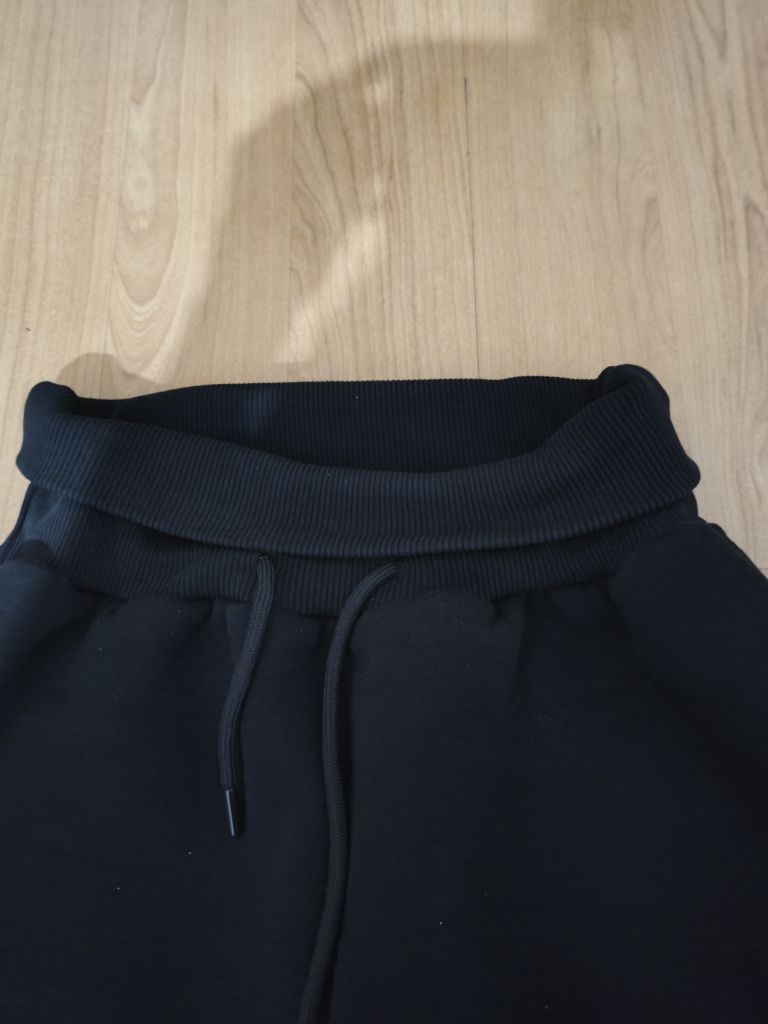 Bershka kıvrık beli Siyah pantolon — görsel 4/5