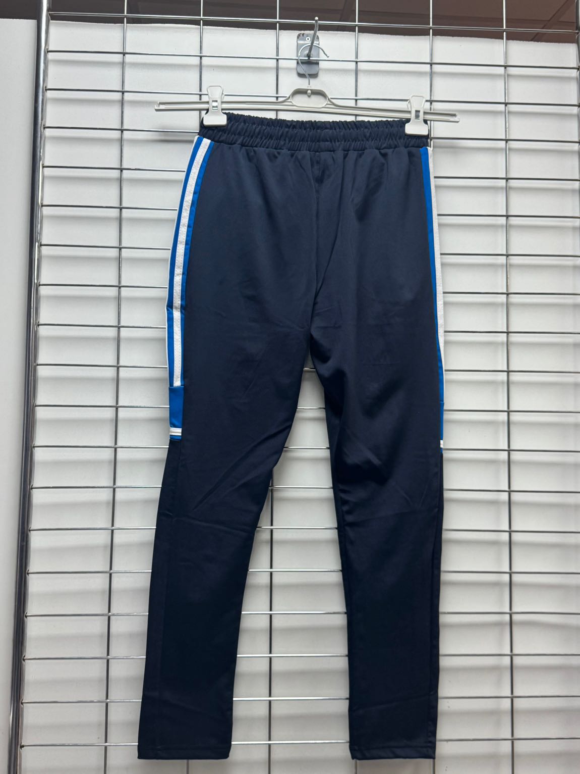 Adidas Lacivert Eşofman Altı — görsel 4/4
